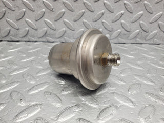 W201 Baby Benz fuel pressure regulator used OEM