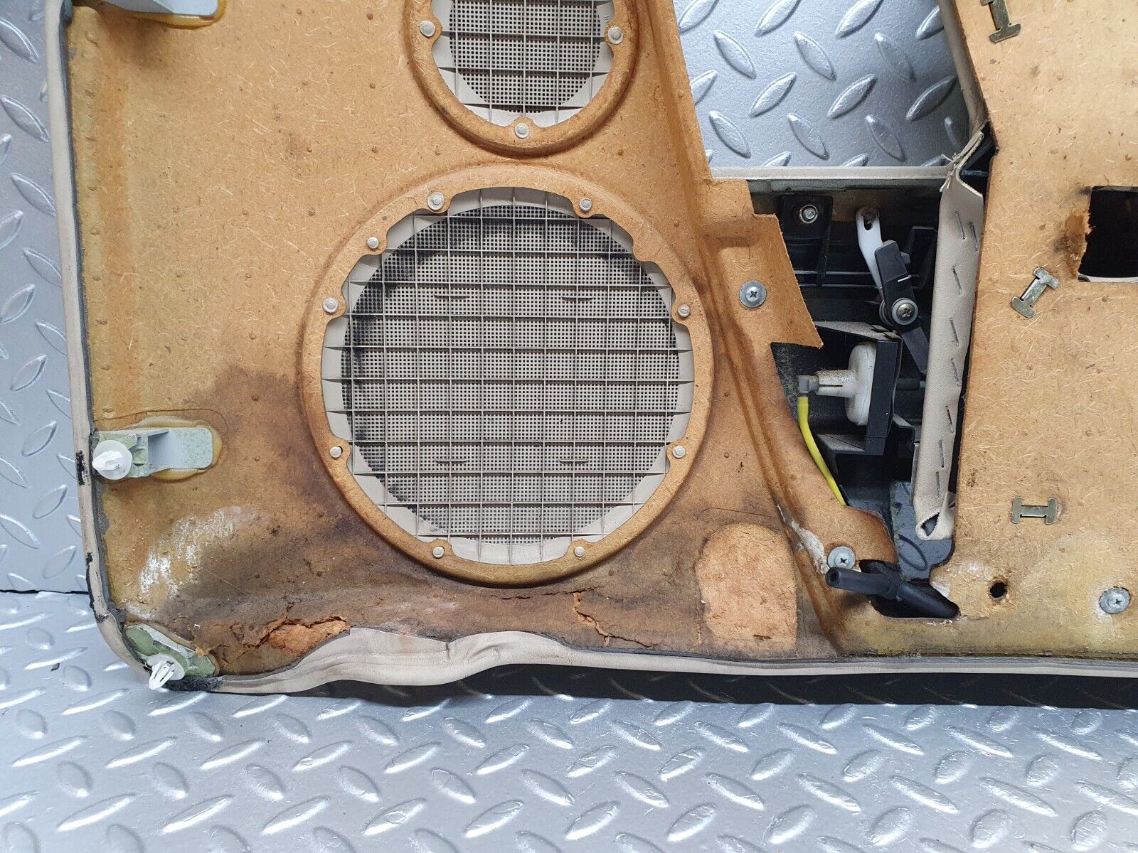 42272 Mercedes-Benz R129 320SL Coupe Front Left Door Card