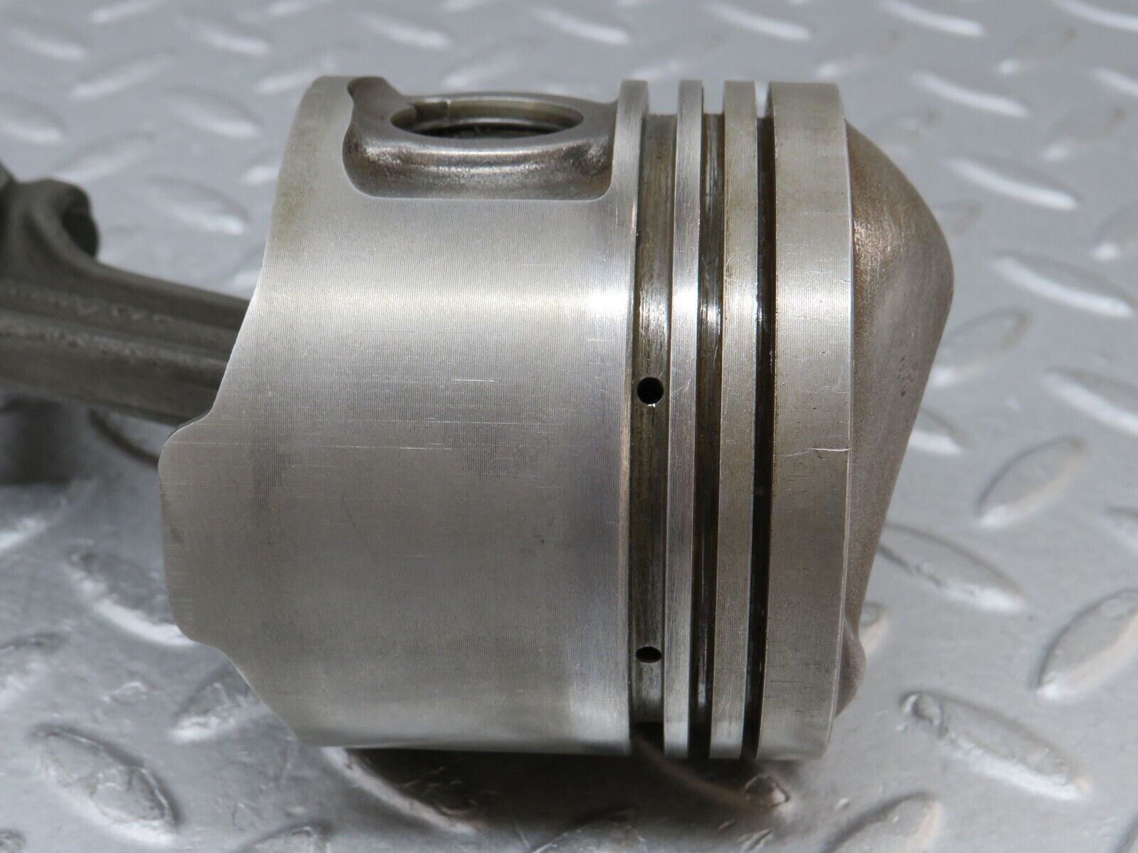 35583 Mercedes-Benz R107 280SL Piston With Connecting Rod 85.976 11005