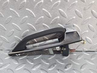 44393 Mercedes-Benz W123 280E Rear Right Exterior Door Handle 1237600359 1237660005