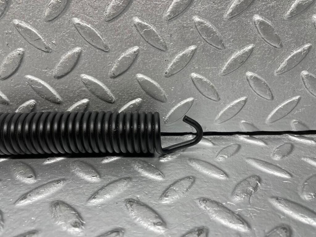 39012 Mercedes-Benz R107 500SL Bonnet Hinge Spring