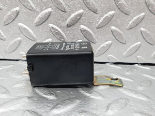 44073 Mercedes-Benz C123 230CE Coupe Rear Heated Window Relay 1078200010