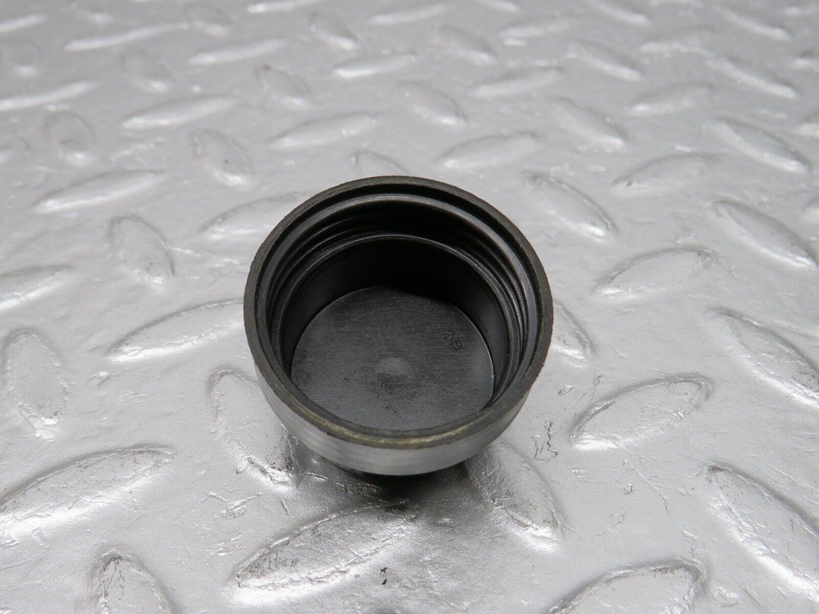 39099 Mercedes-Benz R107 500SL Diagnostic Connector 1235450026 1235450003 1075404808