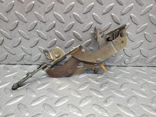 W201 Baby Benz throttle linkage used OEM