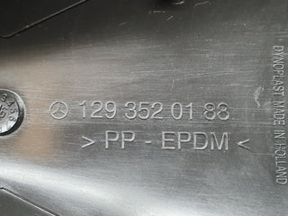 41779 Mercedes-Benz W202 C200 Rear Control Arm Cover 2x 1293520189 1293520188