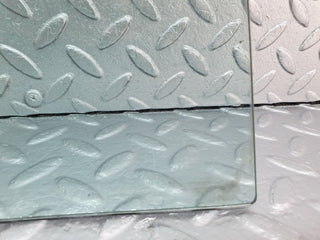 43060 Mercedes-Benz R107 Hardtop Quarter Window Glass Right Side