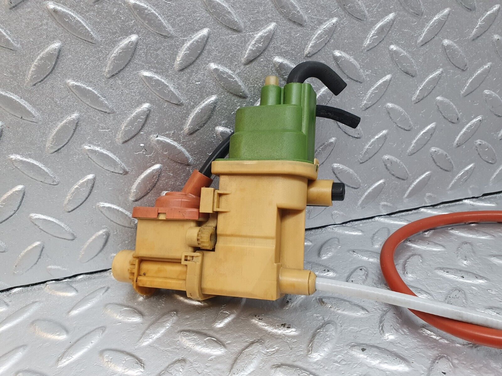 42579 Mercedes-Benz R129 320SL Coupe Automatic Gearbox Kickdown Cable 1242701673