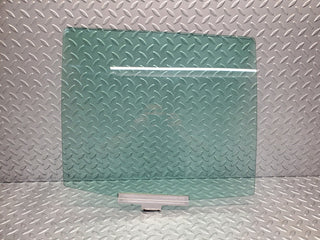 W124 Wagon rear right door window glass used OEM