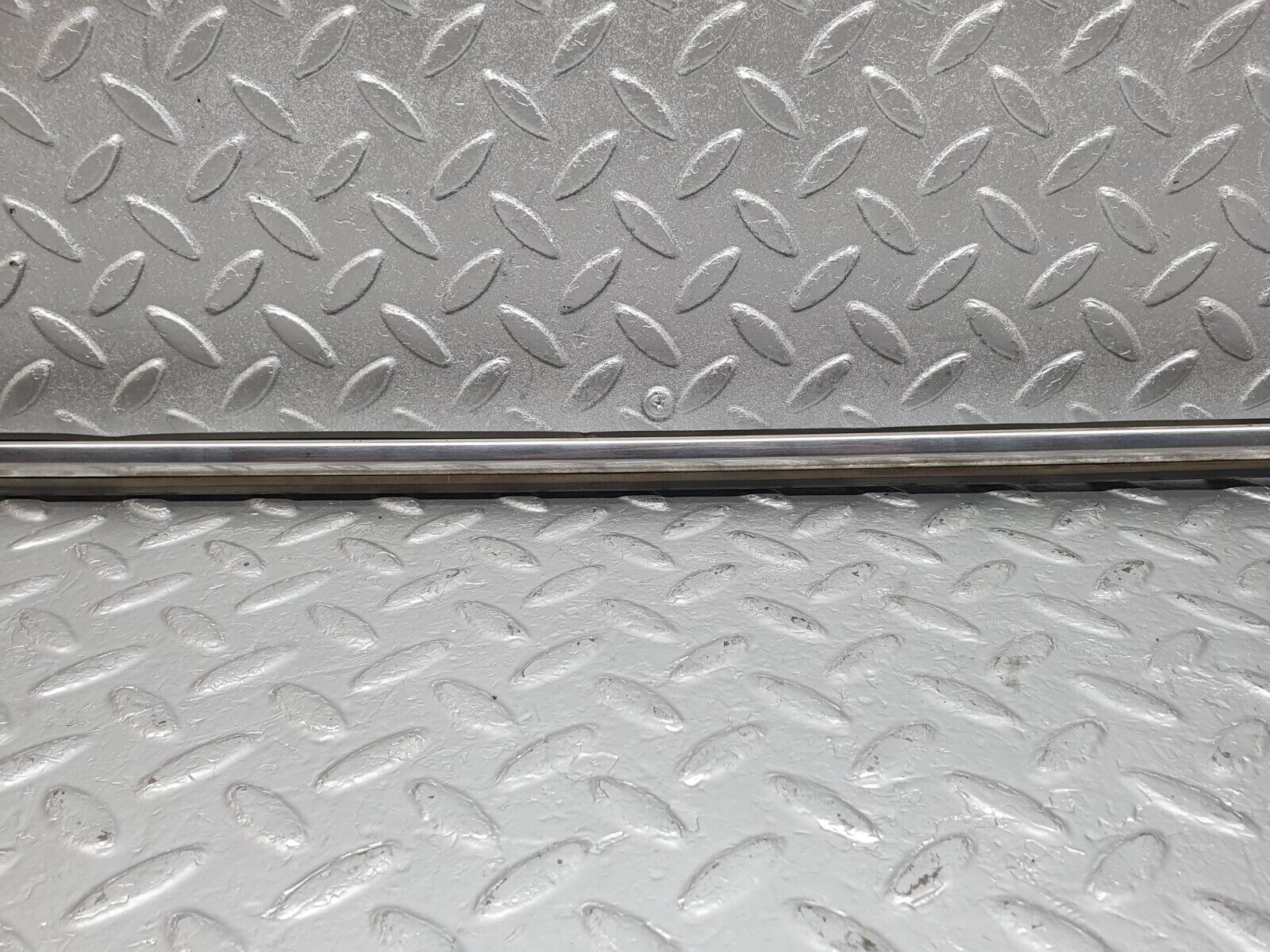 43461 Mercedes-Benz W108 280SE Rear Right Fender Wing Centre Moulding Trim