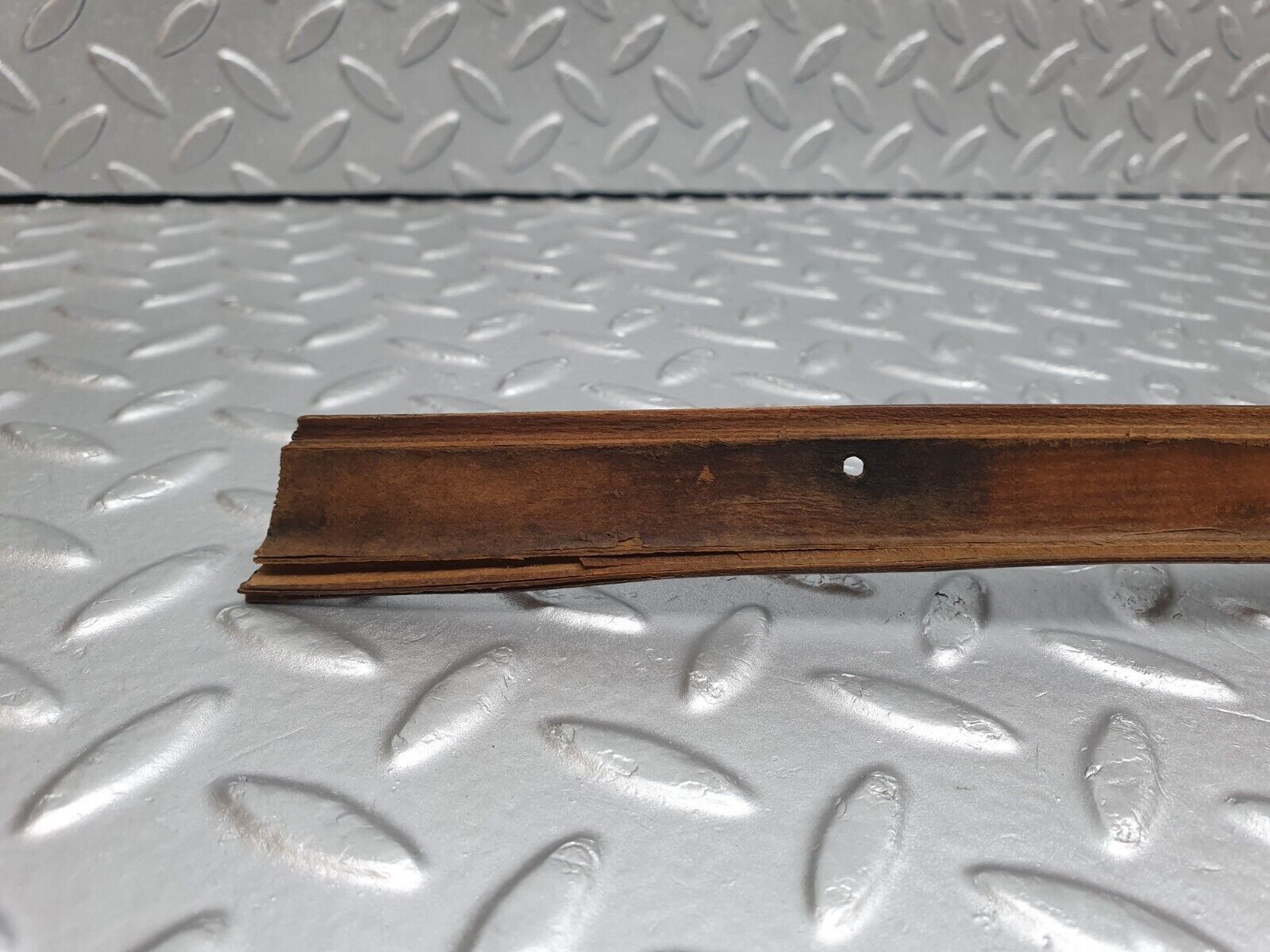 43392 Mercedes-Benz W108 280SE Front Left Door Wood Trim