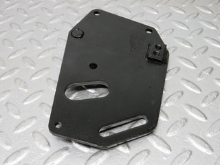 32985 Mercedes-Benz C107 R107 350 V8 Power Steering Pump Bracket