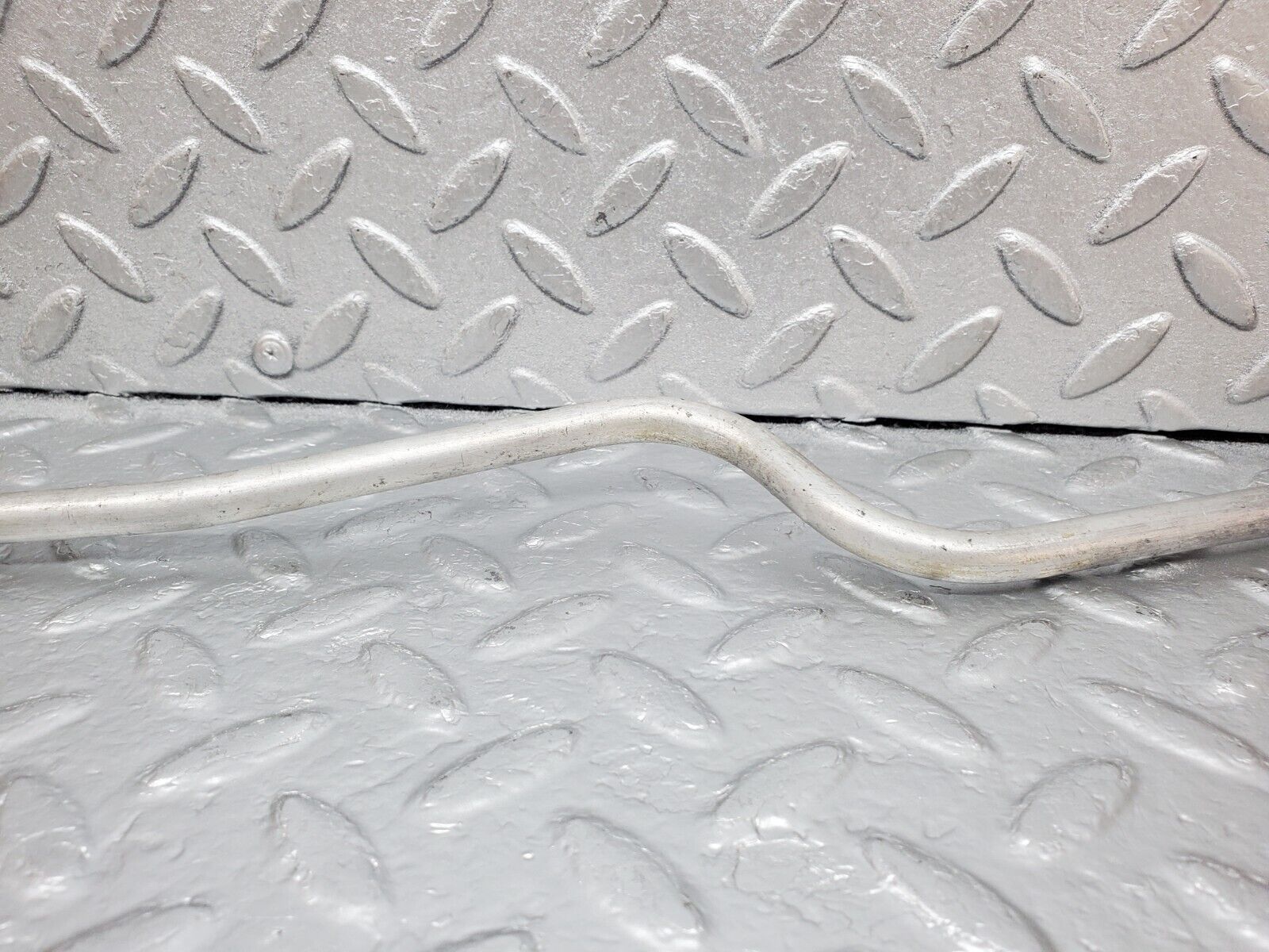 45316 Mercedes-Benz R129 300SL Coupe Air Conditioning Hose Pipe