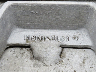 33044 Mercedes-Benz C107 R107 350 V8 Oil Pan Oil Sump 1160102913 1160140166