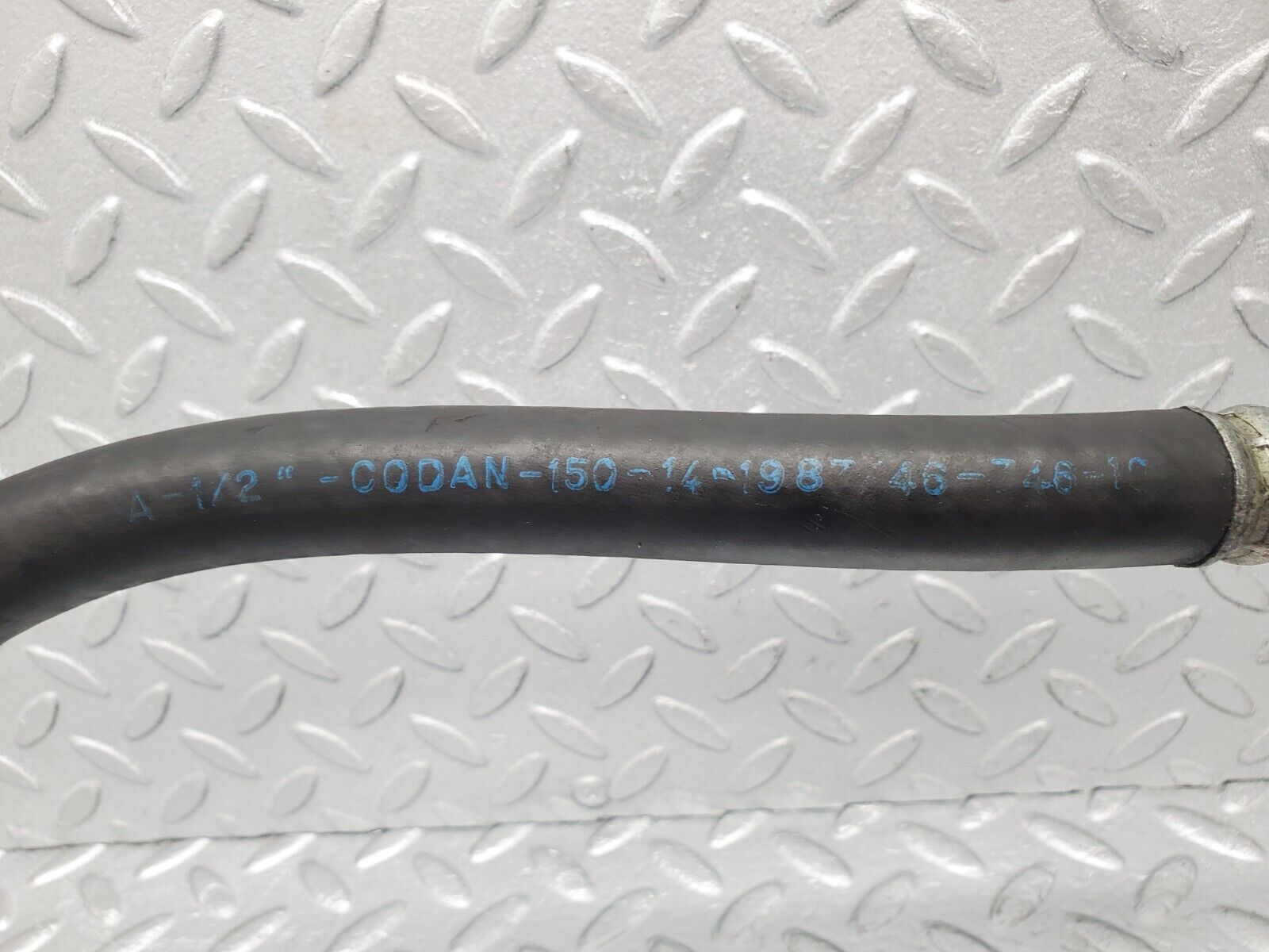 46089 Mercedes-Benz W126 420SE Air Conditioning Hose Pipe With Dryer