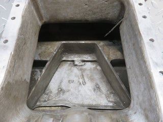 32811 Mercedes-Benz C107 R107 350 V8 Oil Pan Oil Sump 1160102913 1160140166