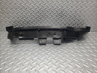 W124 Cabriolet middle water drain used OEM