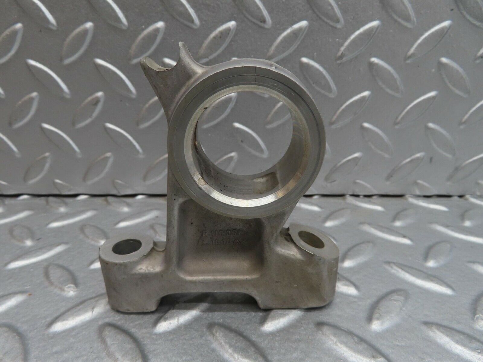 13727 Mercedes-Benz R107 450SL Camshaft Tower Bearing 1160511810