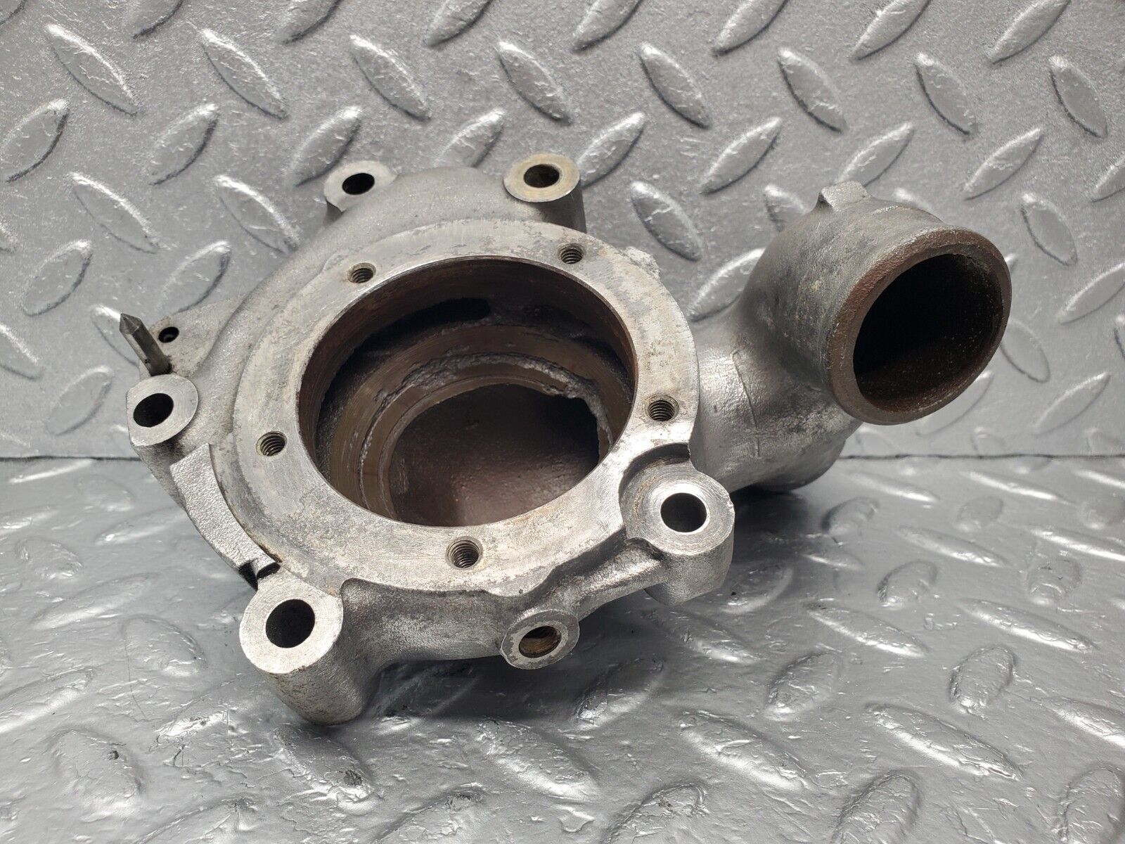 46593 Mercedes-Benz C123 280CE Coupe Water Pump Housing 1102010701