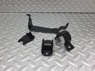 42119 Mercedes-Benz W202 C200 Anti Roll Bar Holder Bracket Front Left