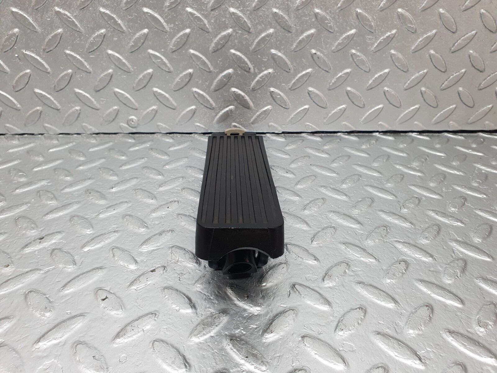 42693 Mercedes-Benz W201 190 2.0L Accelerator Pedal With Rubber 1263000504 1233010082