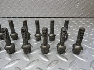 37998 Mercedes-Benz A124 Cabriolet Alloy Wheel Lug Bolt Set With Locking Bolts M12x1.5