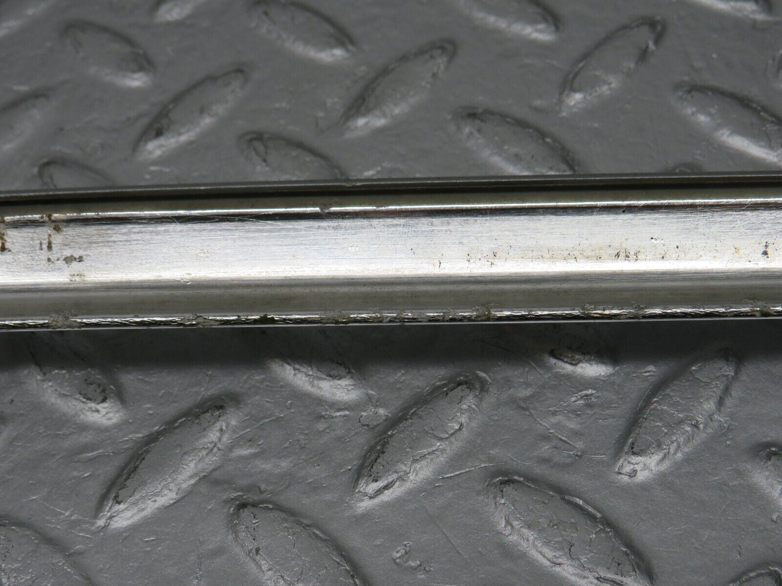 39108 Mercedes-Benz R107 500SL Left Door Chrome Trim