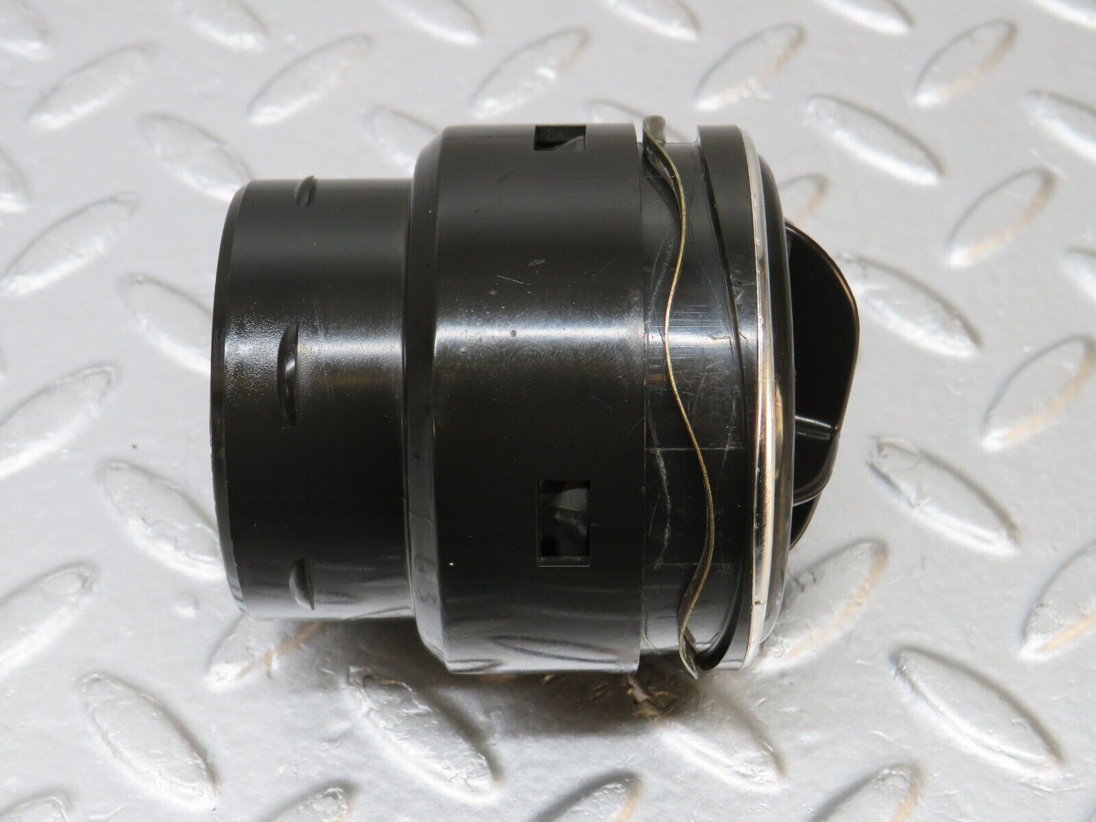 39821 Mercedes-Benz R107 350SL Dashboard Air Vent