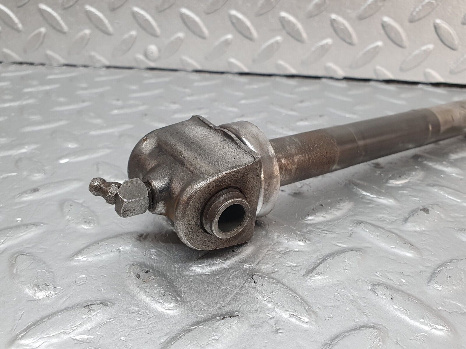 43278 Mercedes-Benz W108 280SE Front Left Upper Control Arm Shaft