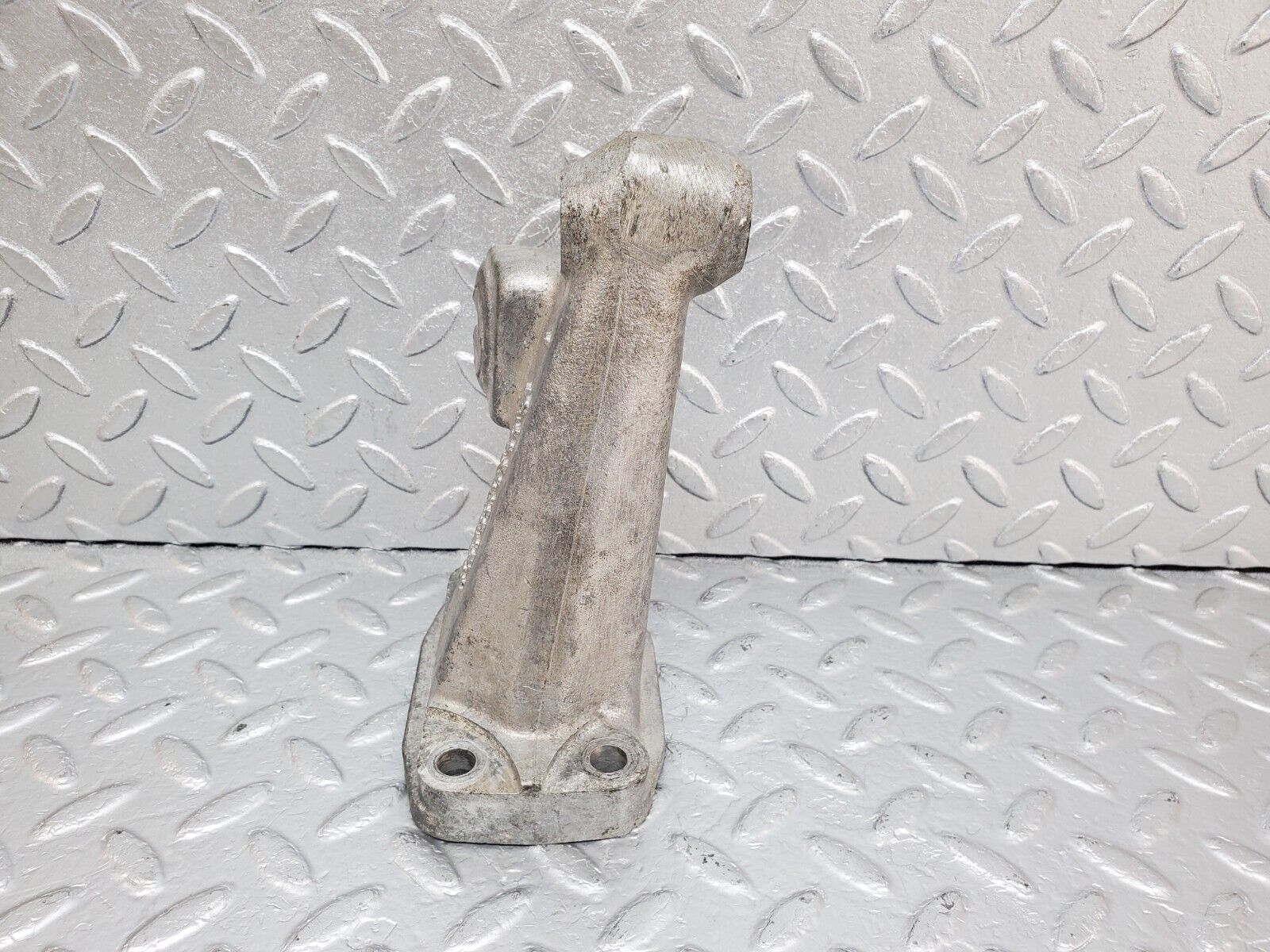 44397 Mercedes-Benz W123 280E Engine Mount Bracket Left Side 1232230204