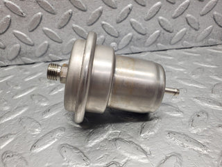 W201 Baby Benz fuel pressure regulator used OEM