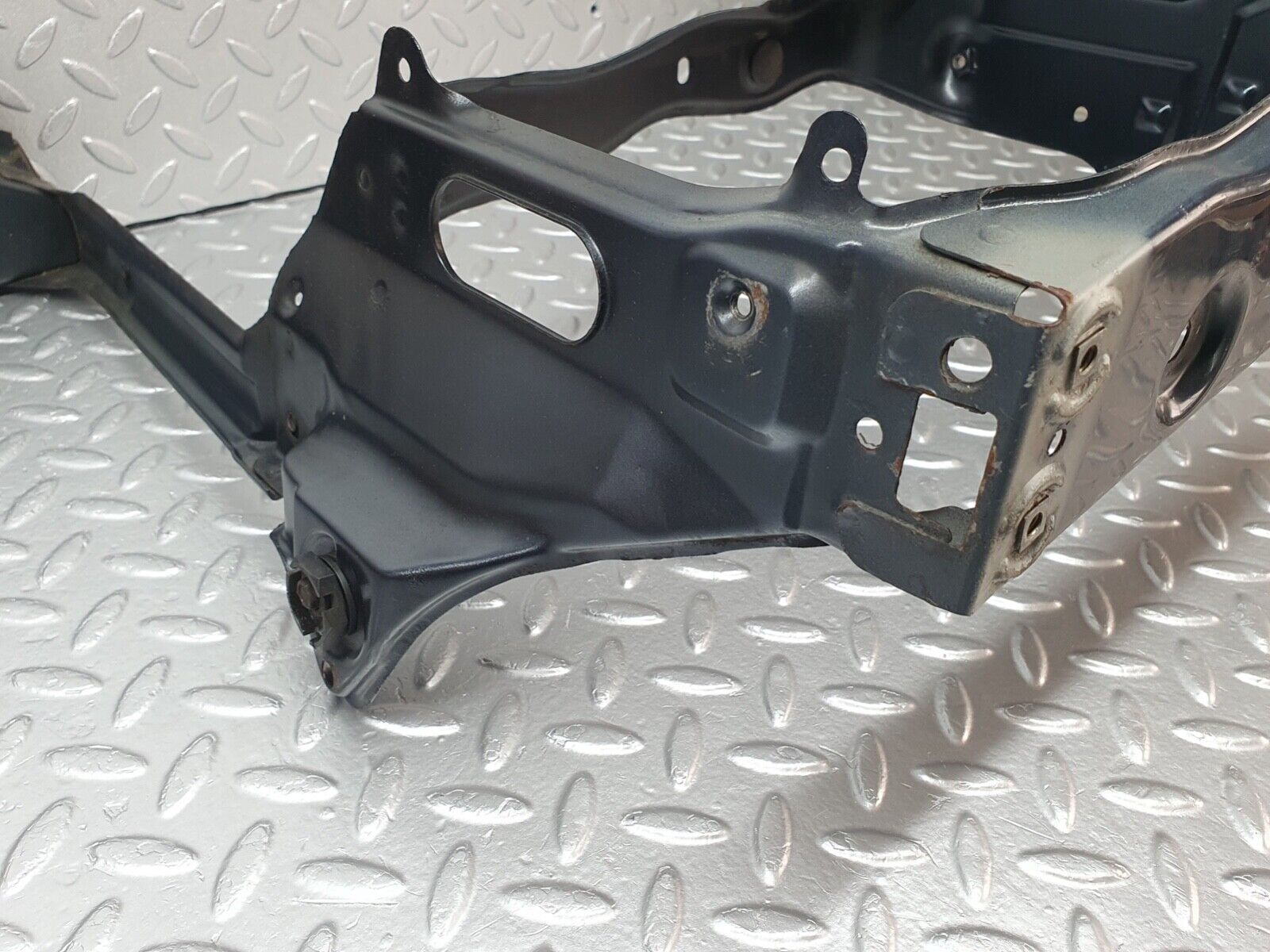 42000 Mercedes-Benz W202 C200 Front Mask Lock Carrier Panel 2028175120