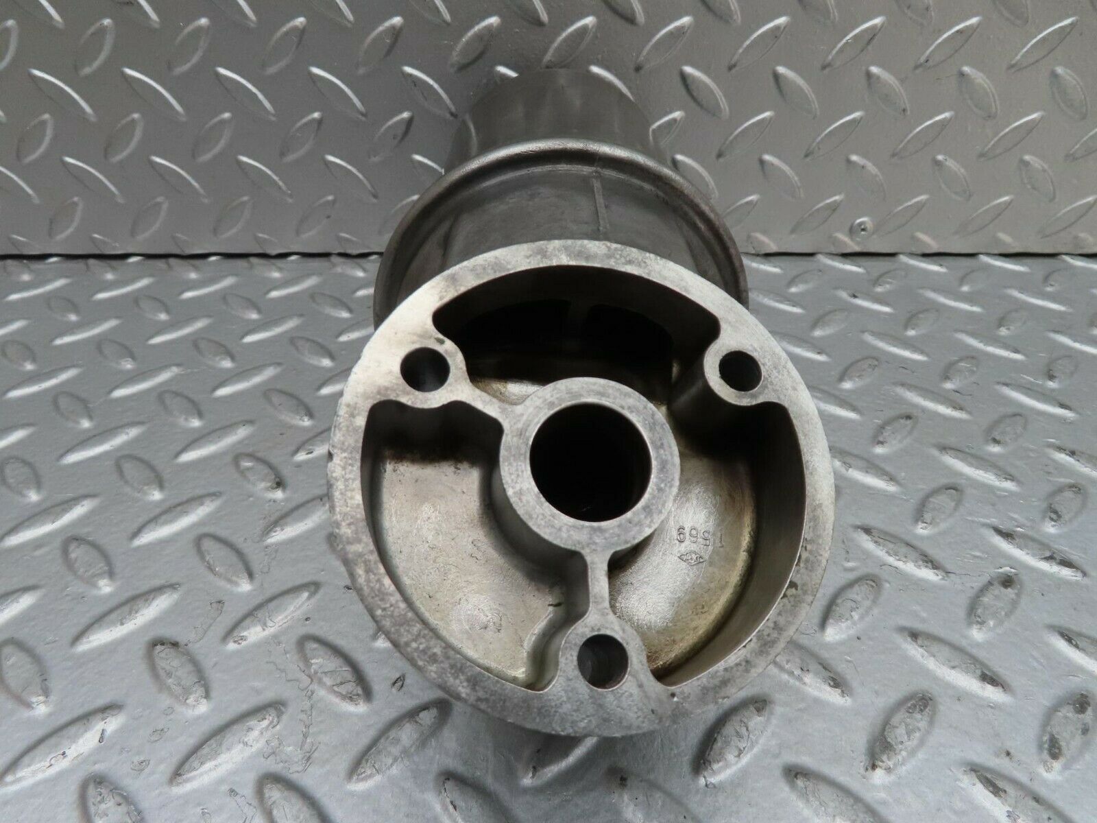 15770 Mercedes-Benz R107 450SL Oil Filter Housing 1161840309