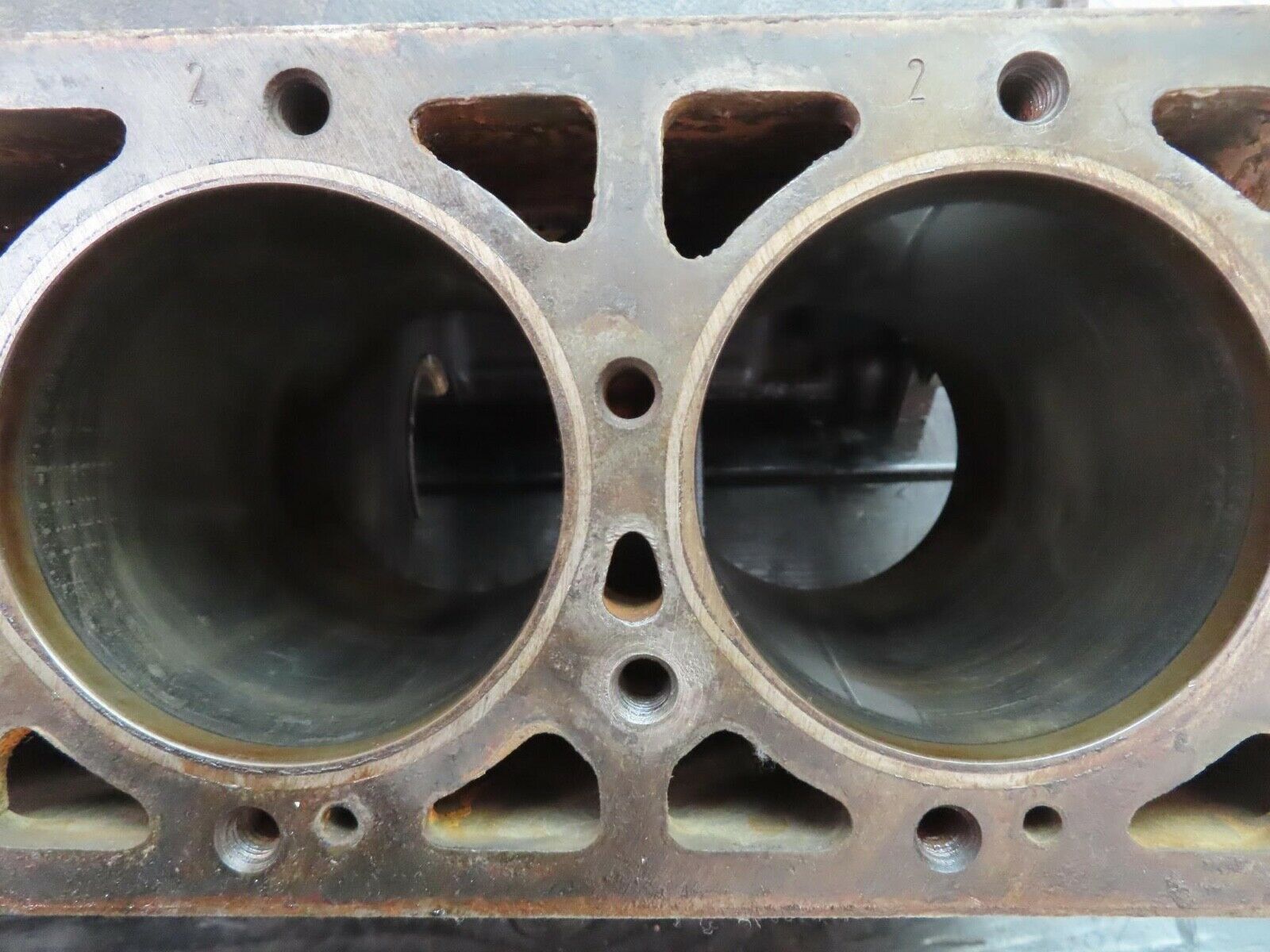 15799 Mercedes-Benz R107 450SL Engine Block 1170111101 M117.985