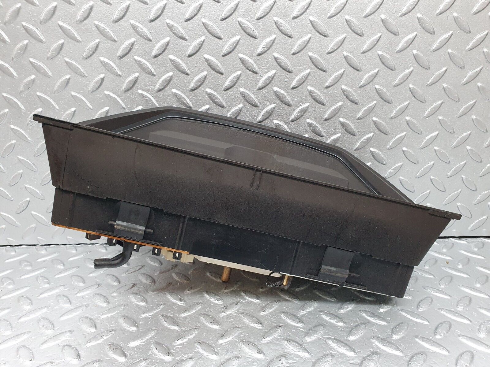 41389 Mercedes-Benz W124 200E Instrument Cluster 1245427406 1245409542