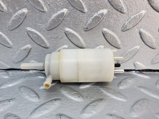 45683 Mercedes-Benz W126 420SE Windscreen Washer Pump Hella 1248690221