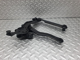 43509 Mercedes-Benz C126 380SEC Coupe Bonnet Hinge Right Side