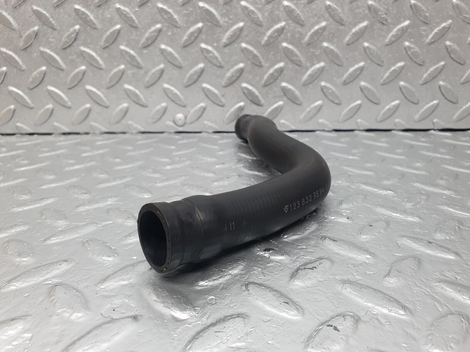 43956 Mercedes-Benz C123 230CE Coupe Radiator Hose 1238327594