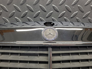 W201 Baby Benz bonnet grill chrome used OEM