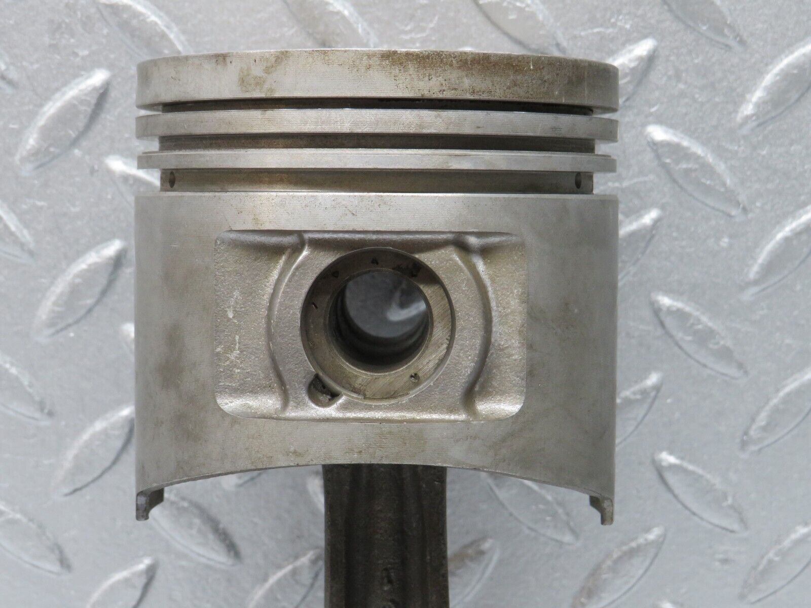 40024 Mercedes-Benz R107 350SL Piston With Connecting Rod 92.00mm