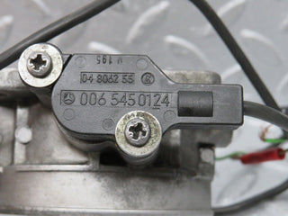 39293 Mercedes-Benz R107 500SL Throttle Body Valve With Sensor 0011406153