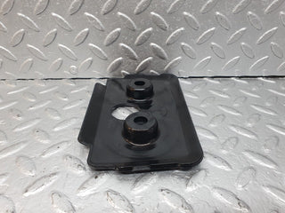 R129 SL front stabilizer struts cover plate used OEM