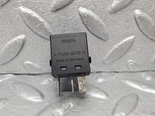 46920 Mercedes-Benz R129 320SL Coupe Indicator Relay 0025421119