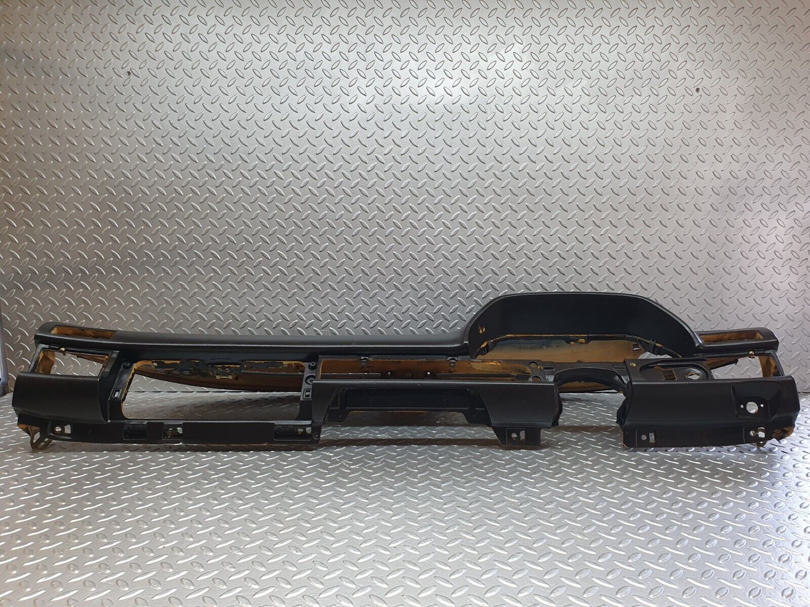 43733 Mercedes-Benz C126 380SEC Coupe Dashboard Black