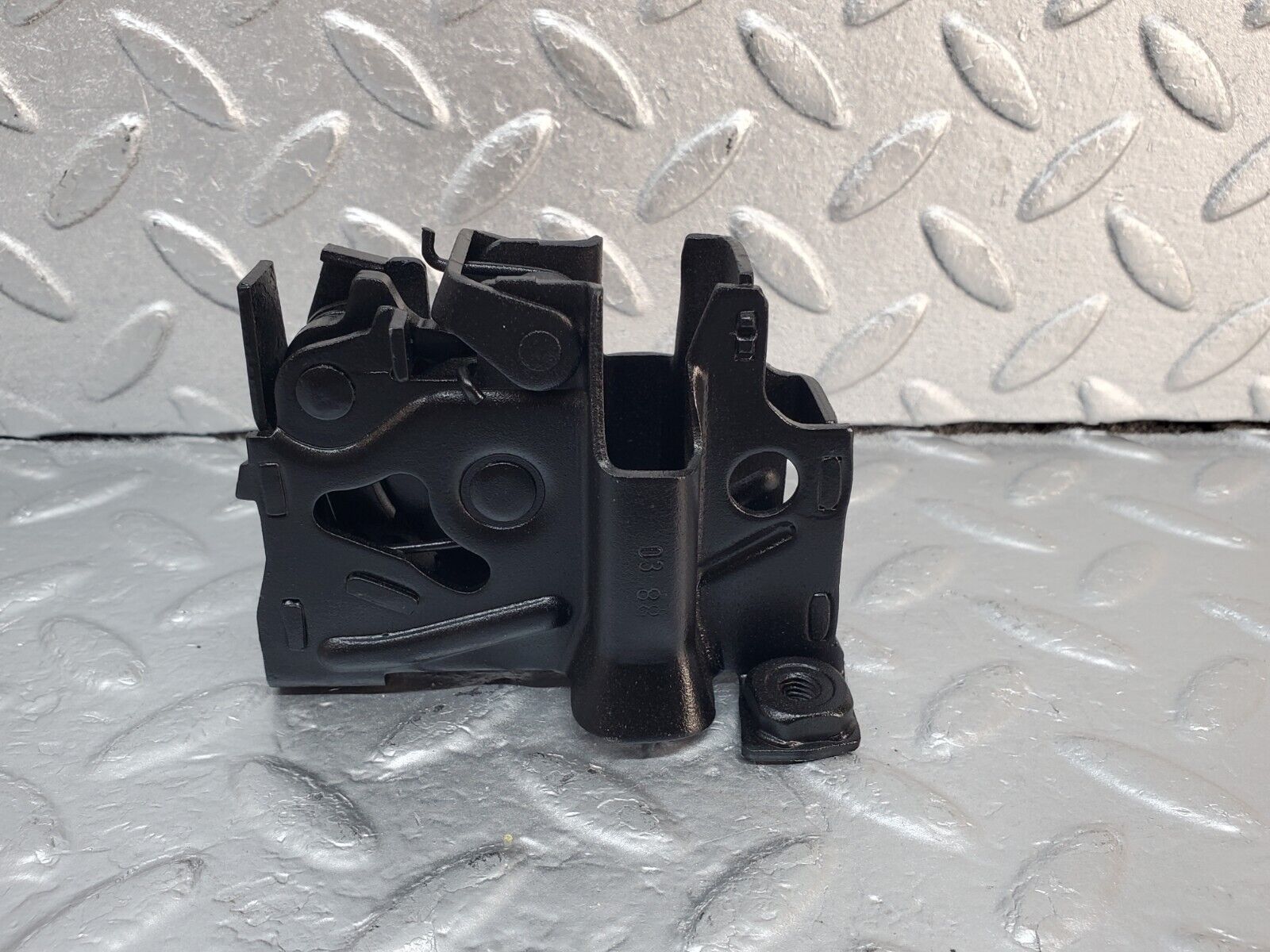 45947 Mercedes-Benz W126 420SE Bonnet Lock Catch Left Side 1268801160