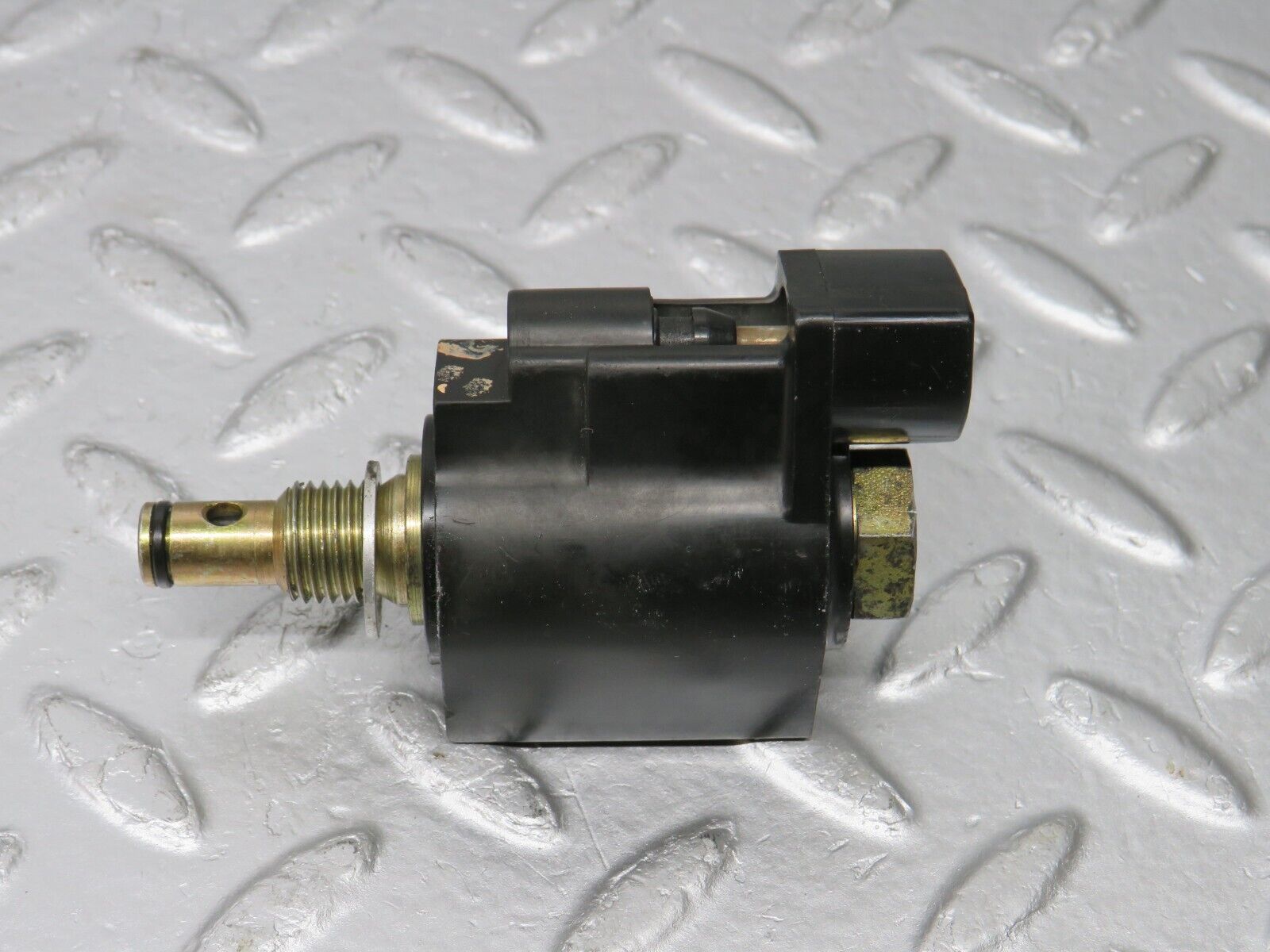 39321 Mercedes-Benz R107 500SL Automatic Gearbox Solenoid 0003041890