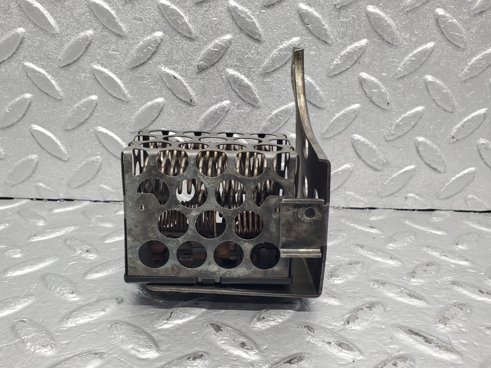 45308640