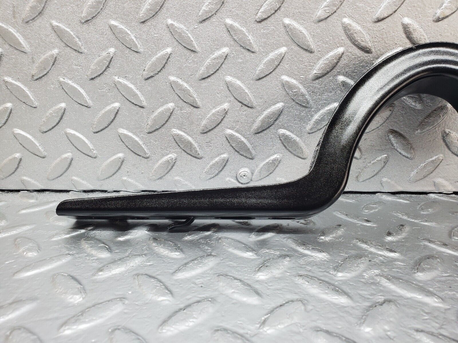 44481 Mercedes-Benz W123 280E Trunk Lid Hinge Left Side 1237500187