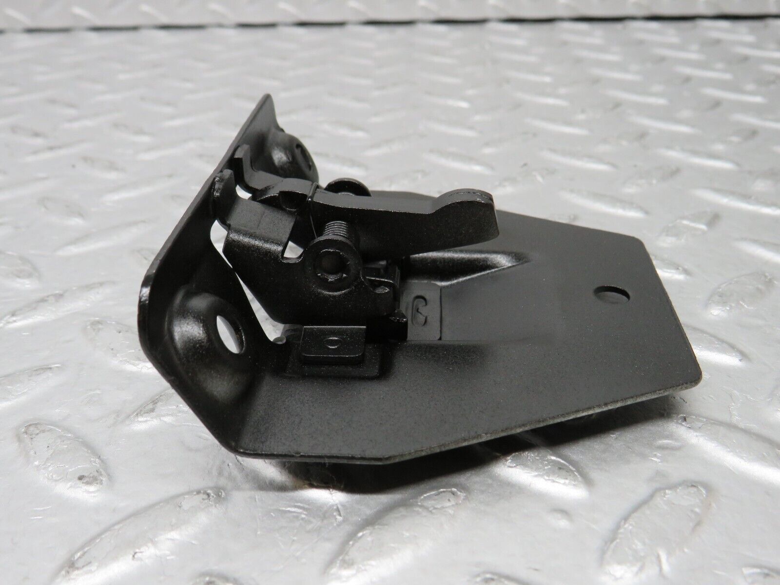 35341 Mercedes-Benz R107 280SL Trunk Boot Lock Latch 1137500285