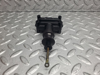 W124 Wagon door lock vacuum actuator rear used OEM