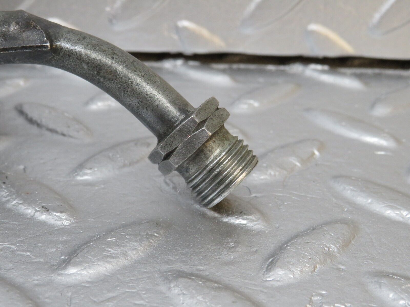 40033 Mercedes-Benz R107 350SL Oil Hose Pipe